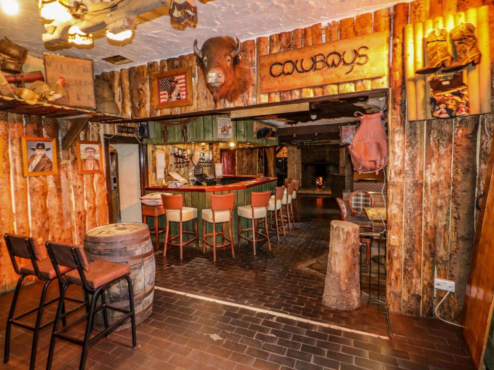 Apache Falls Lodge Limavady Buitenkant foto